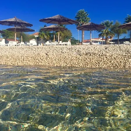 Vila Island With Pool Vir