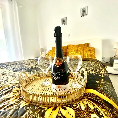 Vila Island With Pool Vir